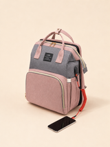 Ayviora Nest Bag Blush - detail USB-oplaadpoort