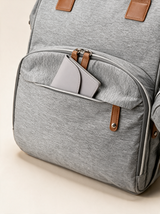 Ayviora Cloud Bag Stone - detail voorvak